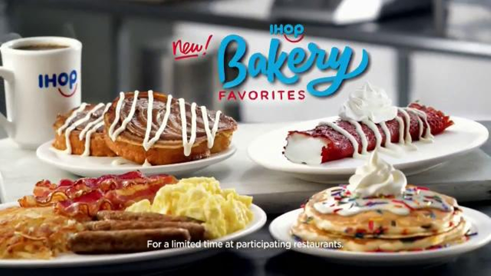 Cinnamon Cupcake Red Velvet Pancakes Ihop Crepes