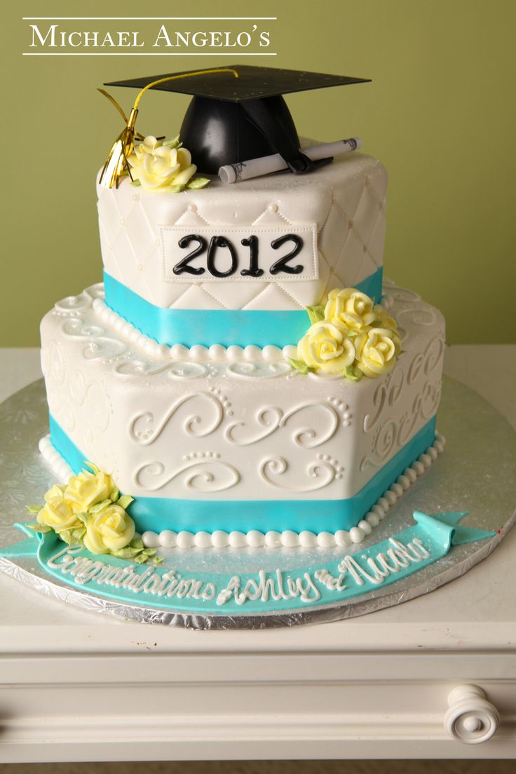 10 Photos of Graduation Cakes 2 Layers