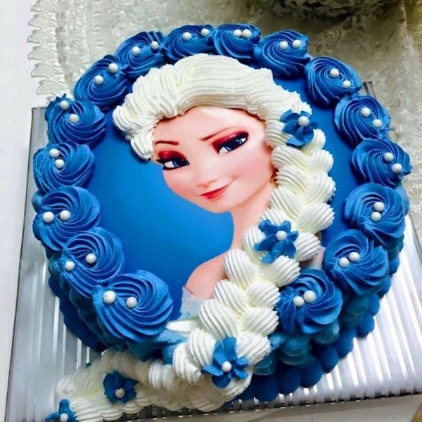 Frozen Birthday Cake