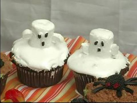 How Do You Make Halloween Cupcakes