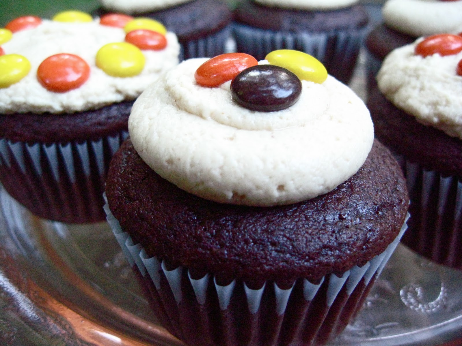 Reese's Pieces Cupcakes