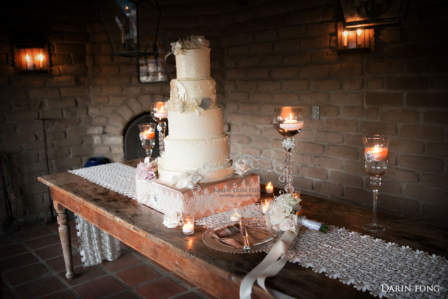 Rustic Vintage Wedding Cake Table