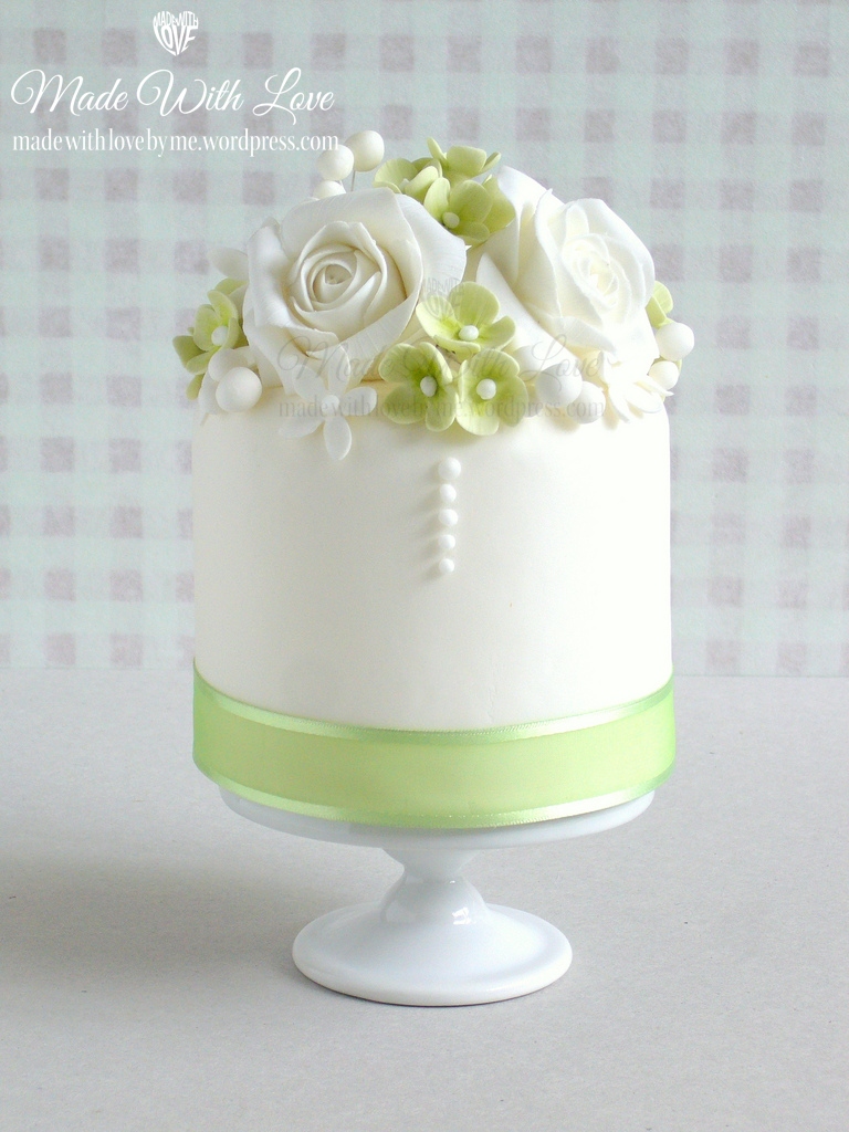 Small Green and White Wedding Cake