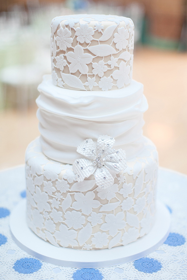 White Lace Wedding Cake