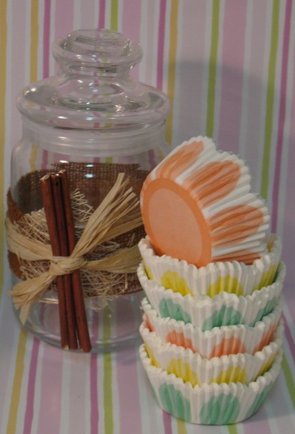 Green Tulip Cupcake Liners