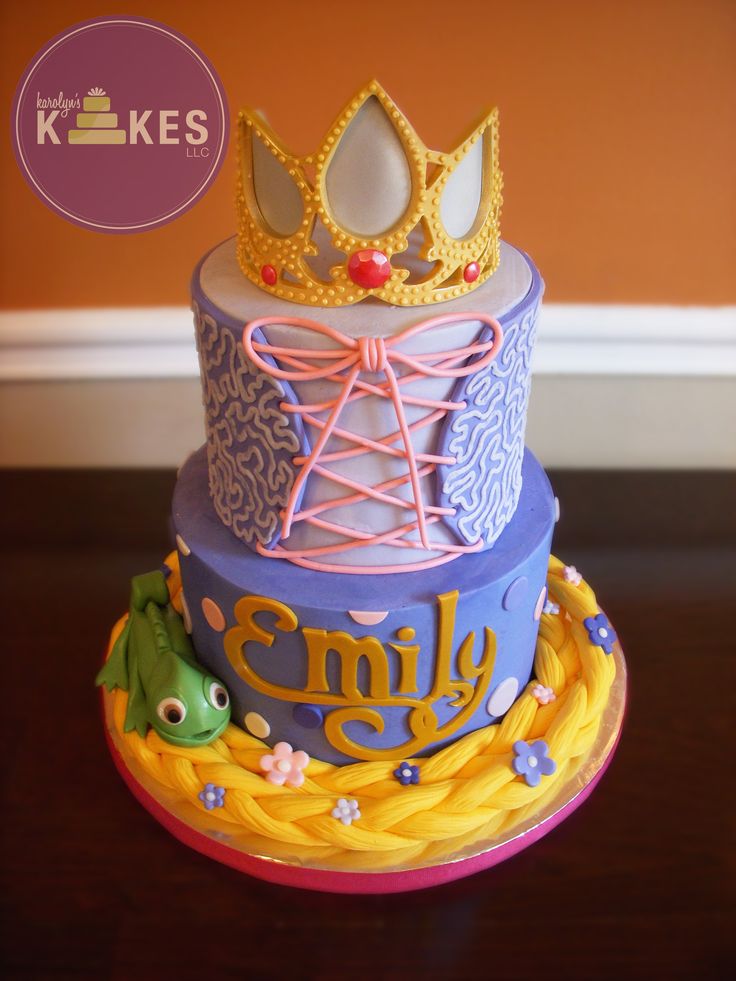 Tangled Rapunzel Cake