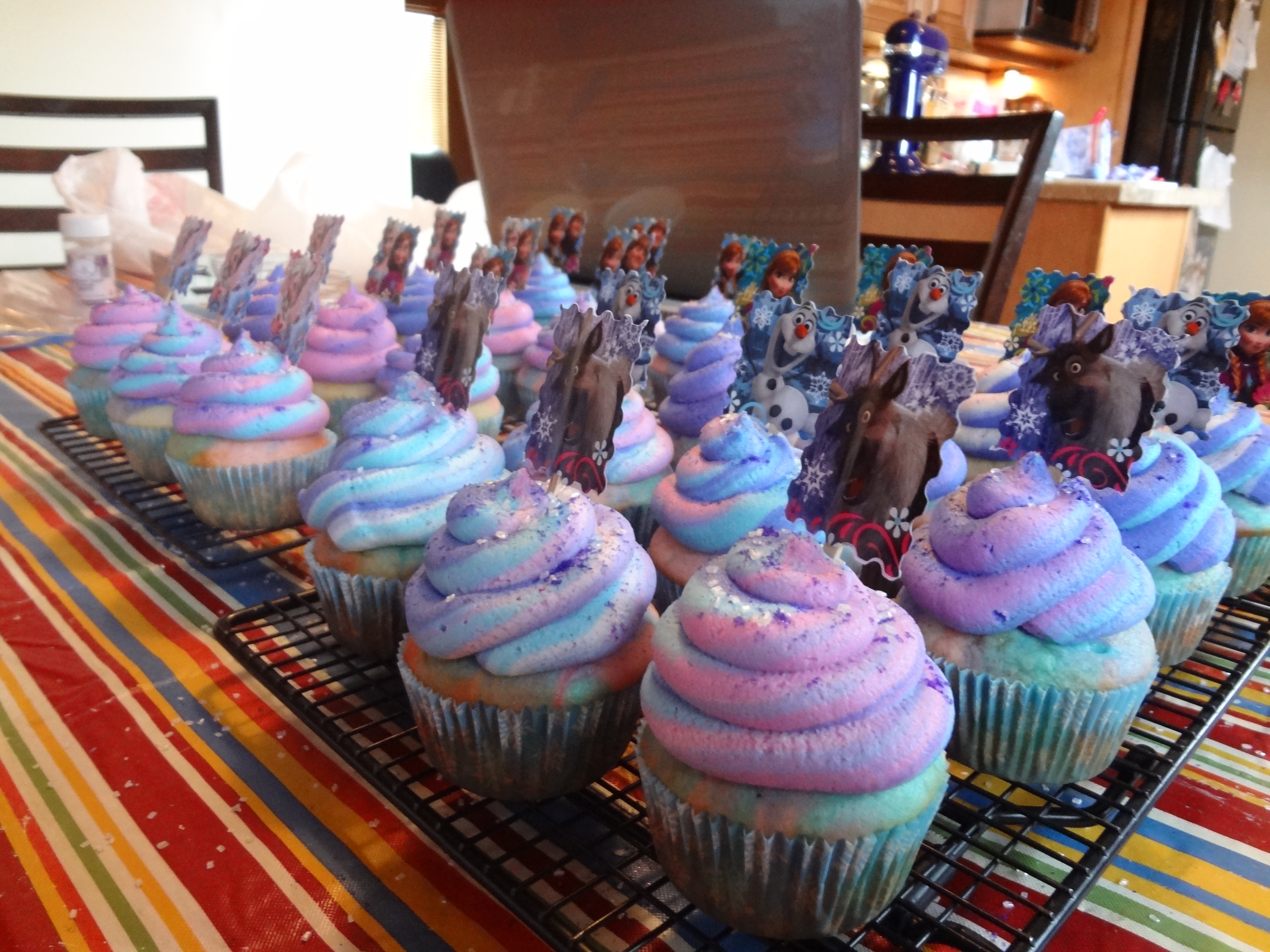 Frozen Theme Cupcakes