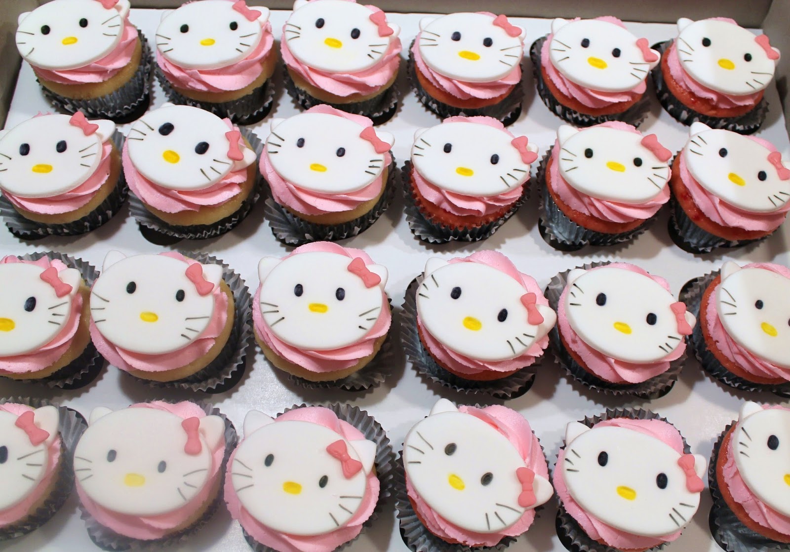 11 Creative Hello Kitty Cupcakes Photo - Hello Kitty Cupcakes, Pull ...