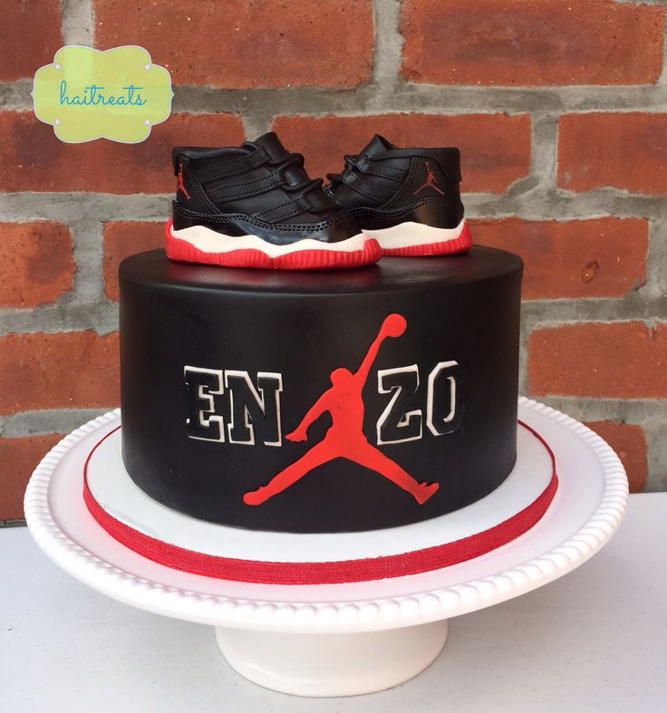 Michael Jordan Basketball Birthday Cakes