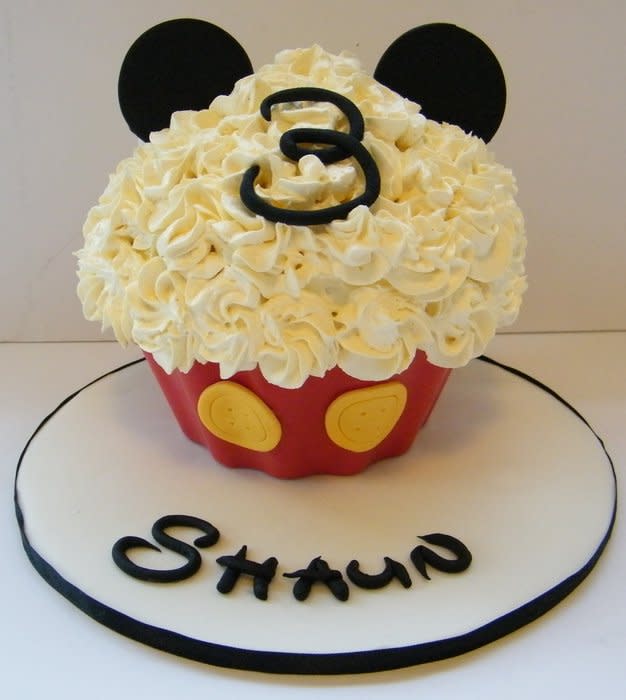 7 Photos of Mickey Mouse Birthday Cakes At Giant Food