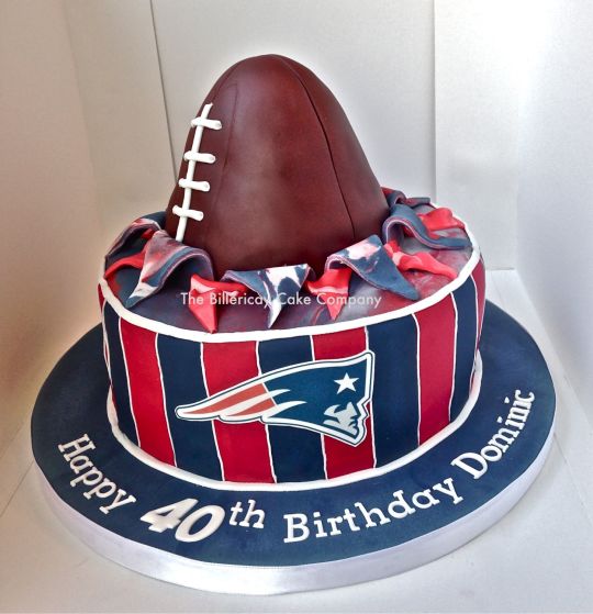 American Football Themed Birthday Cakes