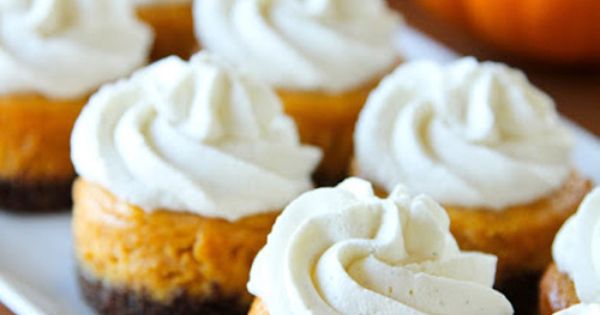 6 Photos of Mini Pumpkin Cheesecakes With Vanilla Wafers