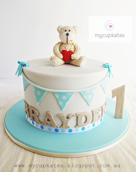 10 Photos of Teddy Bear 1st Birthday Cakes