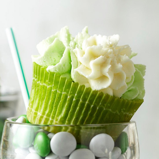 St. Patrick's Day Cupcakes