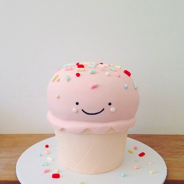 Super Cute Birthday Cake