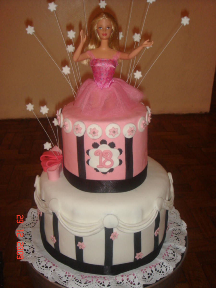 Barbie Fondant Cake