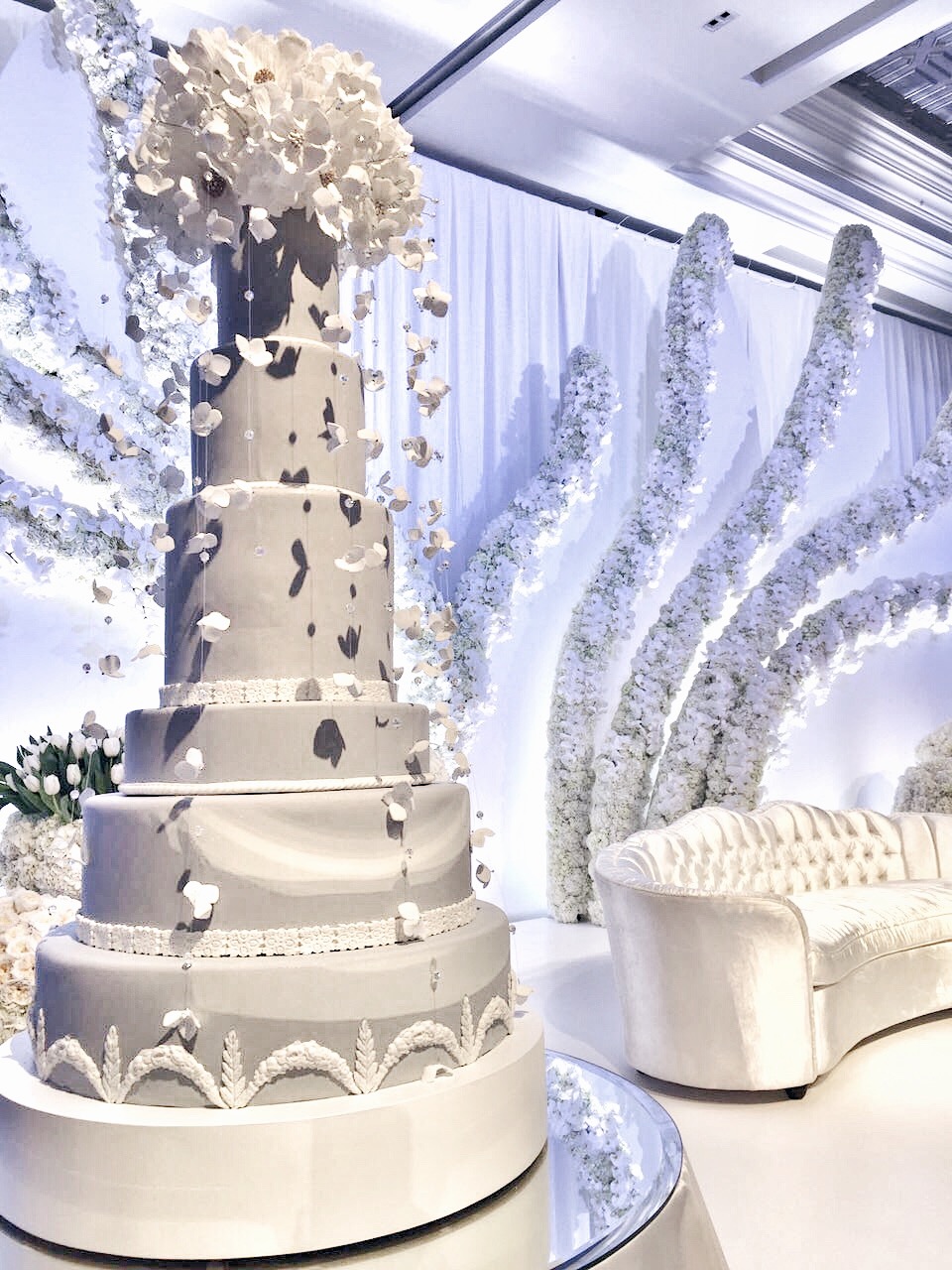 Dubai Wedding Cake