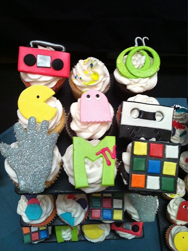 80s Cupcake Cake Ideas