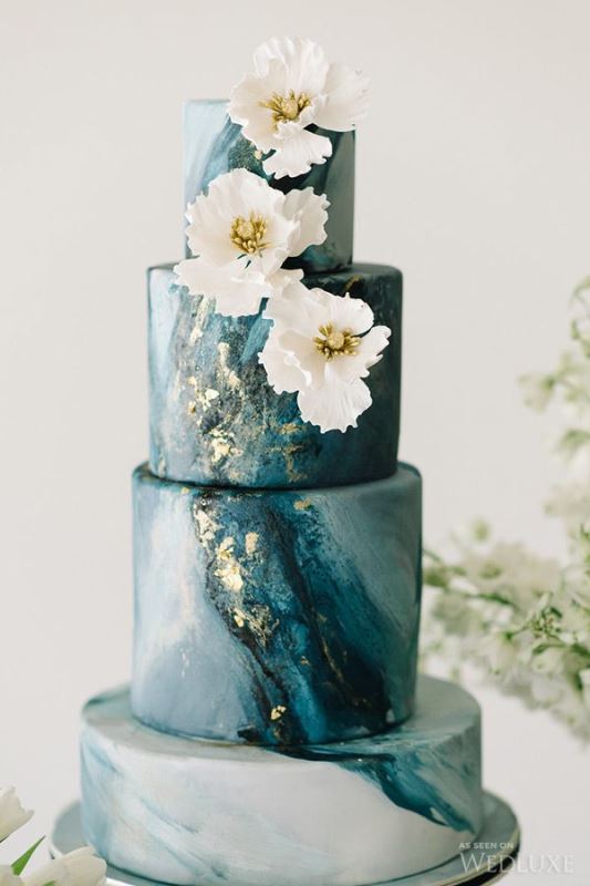 Elegant Wedding Cake