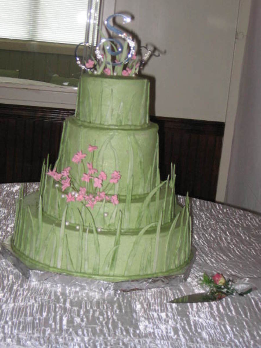 Greengrass Frosting Cake