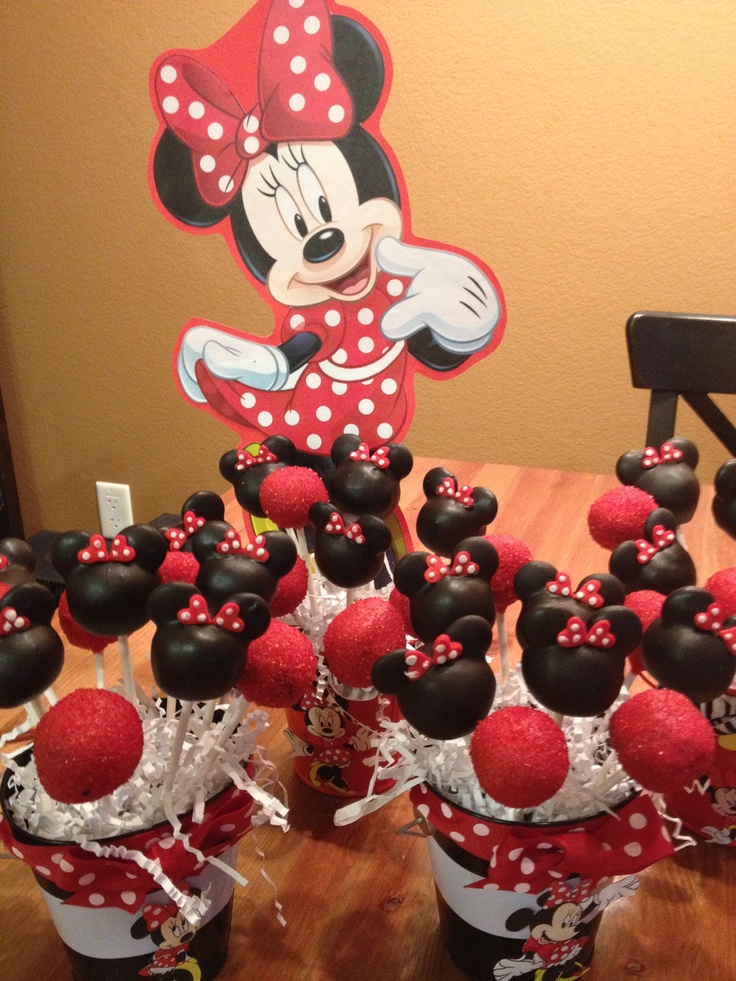 Minnie Mouse Cake Pops