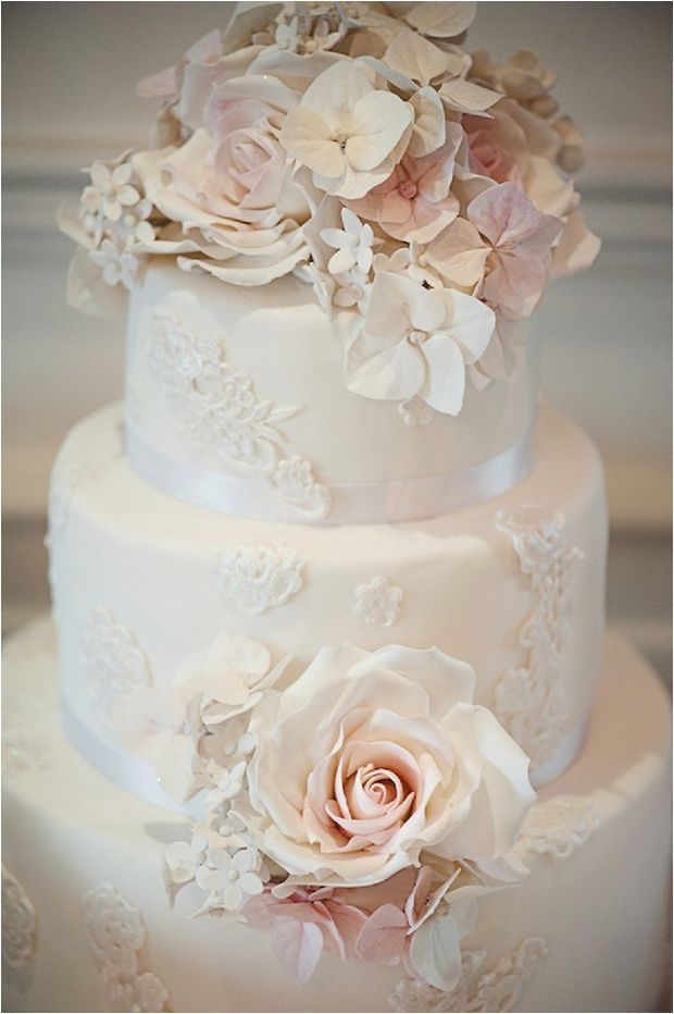 Beautiful Wedding Cake