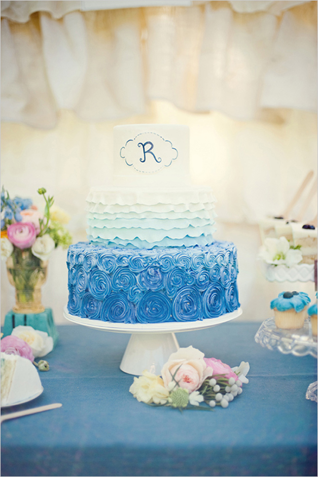 11 Photos of Creative Birthday Cakes Blue White