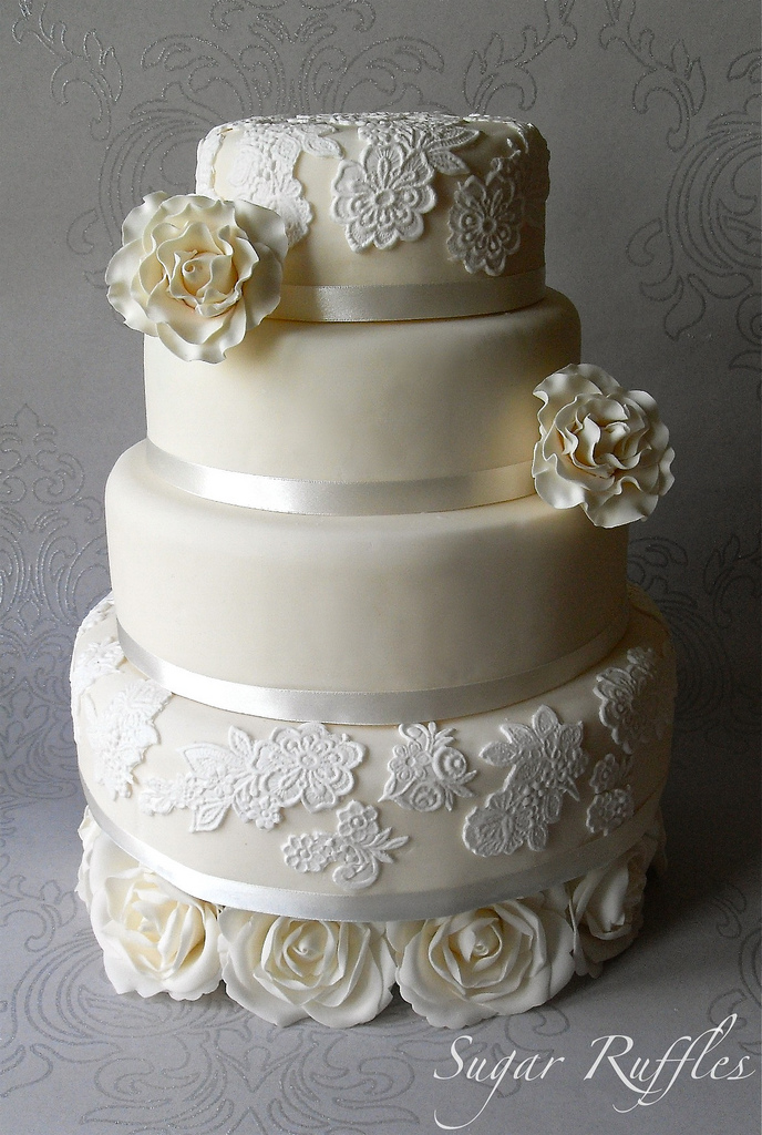 Ivory Roses and Lace Wedding Cake