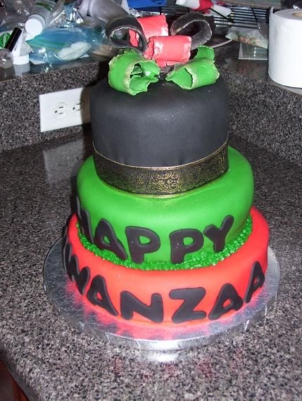 Sandra Lee Kwanzaa Cake