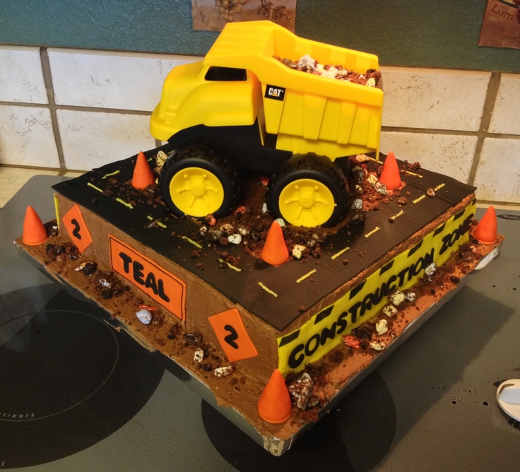 Construction Birthday Cake