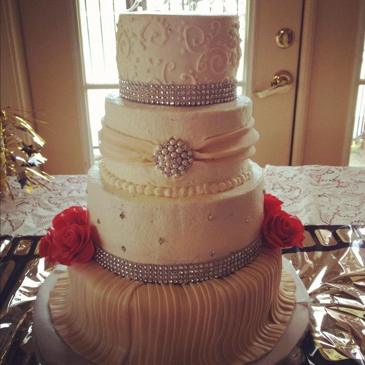 Old Hollywood Inspired Wedding Cake