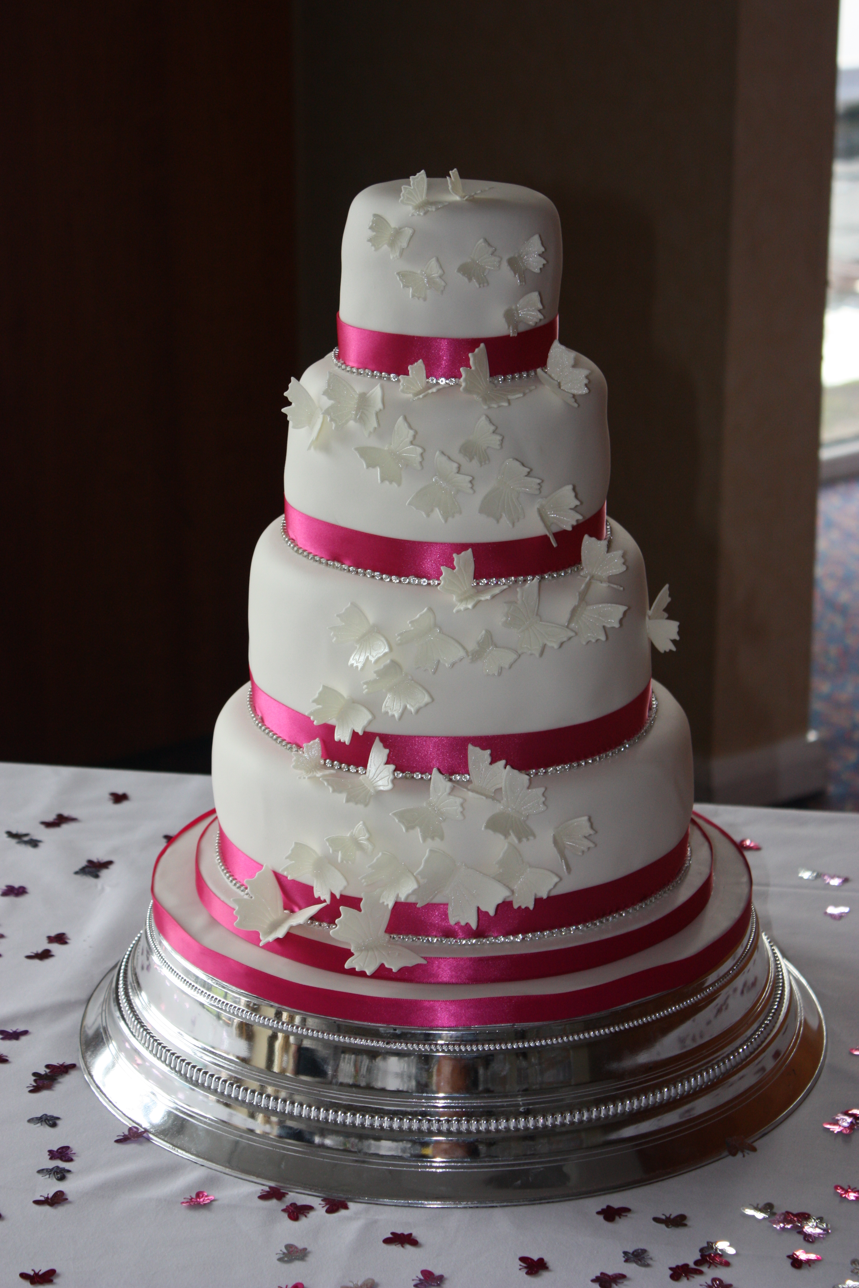 10 Photos of Wedding Cakes With Pink Ribbons