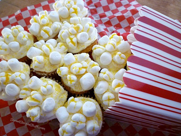 Popcorn Cupcakes with Marshmallows