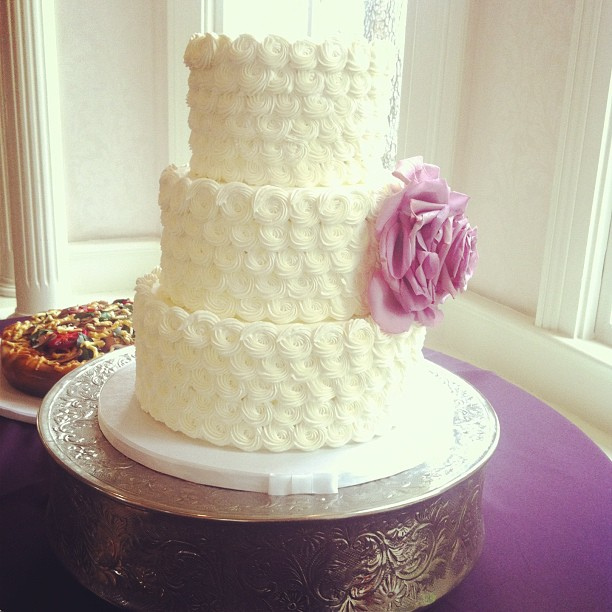 Rosette Wedding Cake