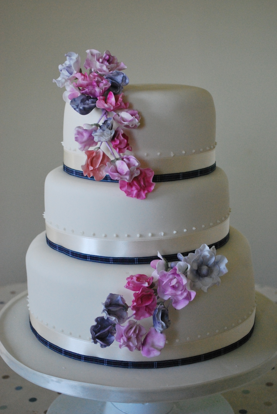 Sweet Pea Wedding Cake