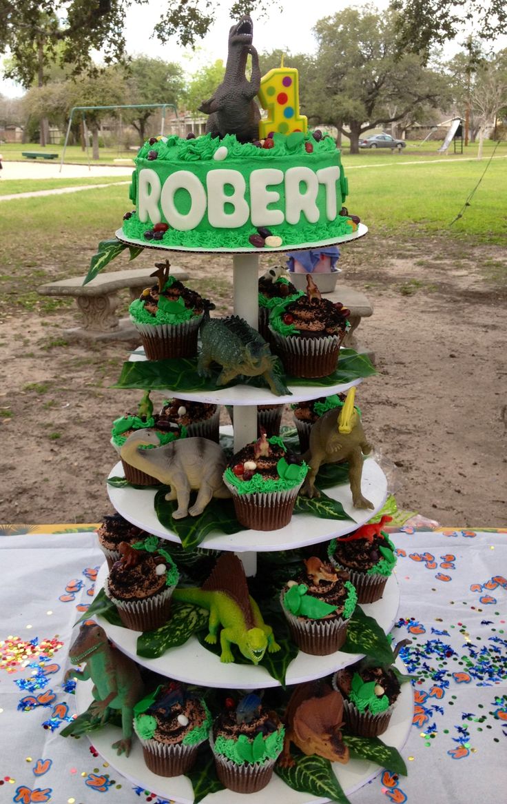 Dinosaur Birthday Cake Cupcakes