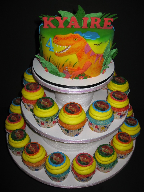 Dinosaur Birthday Cake with Cupcakes