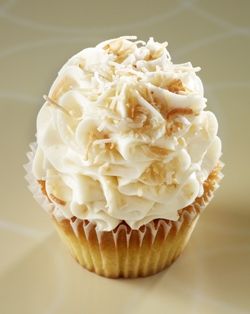 Italian Cream Cake Cupcakes