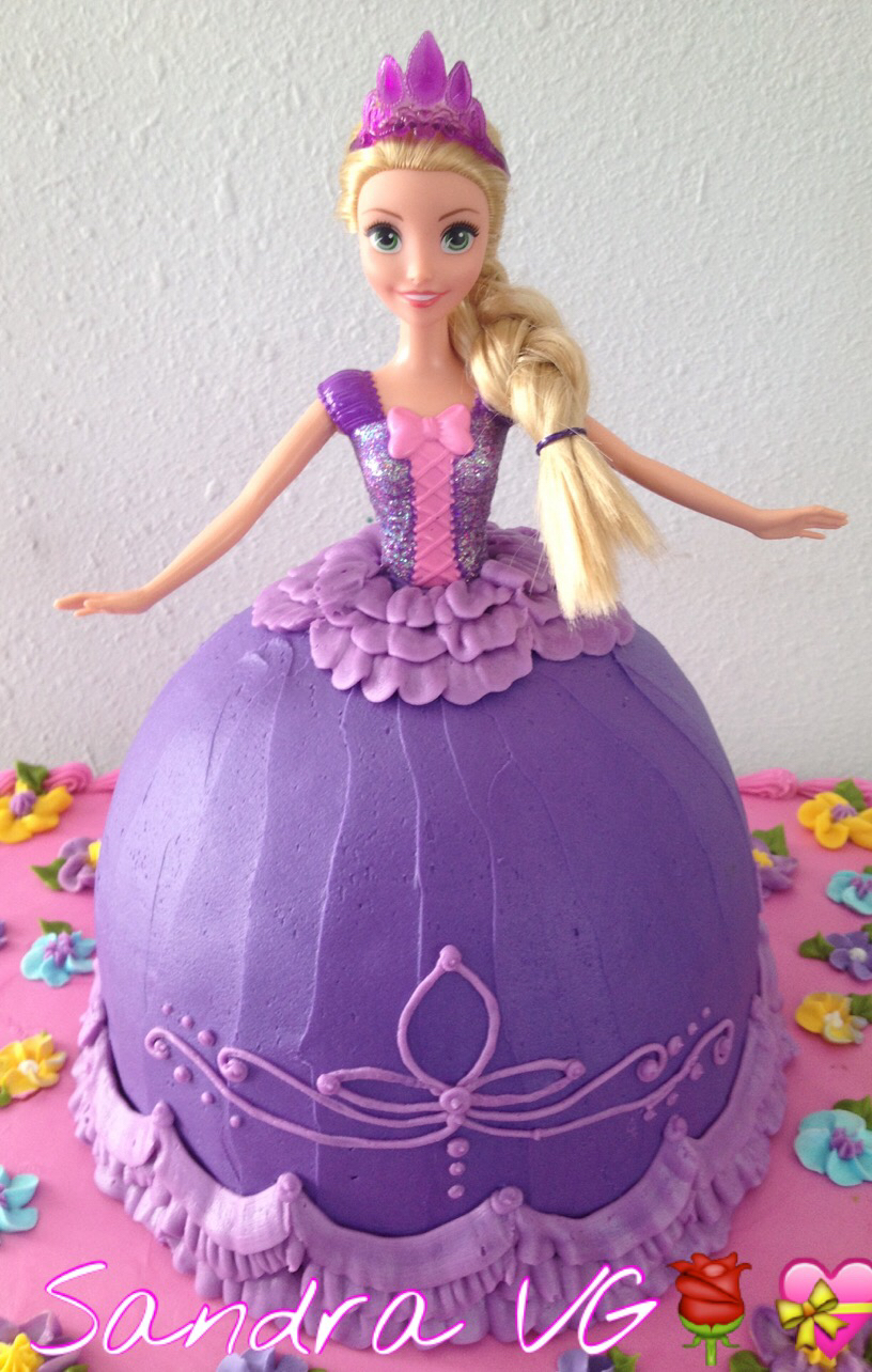 Rapunzel Birthday Cake