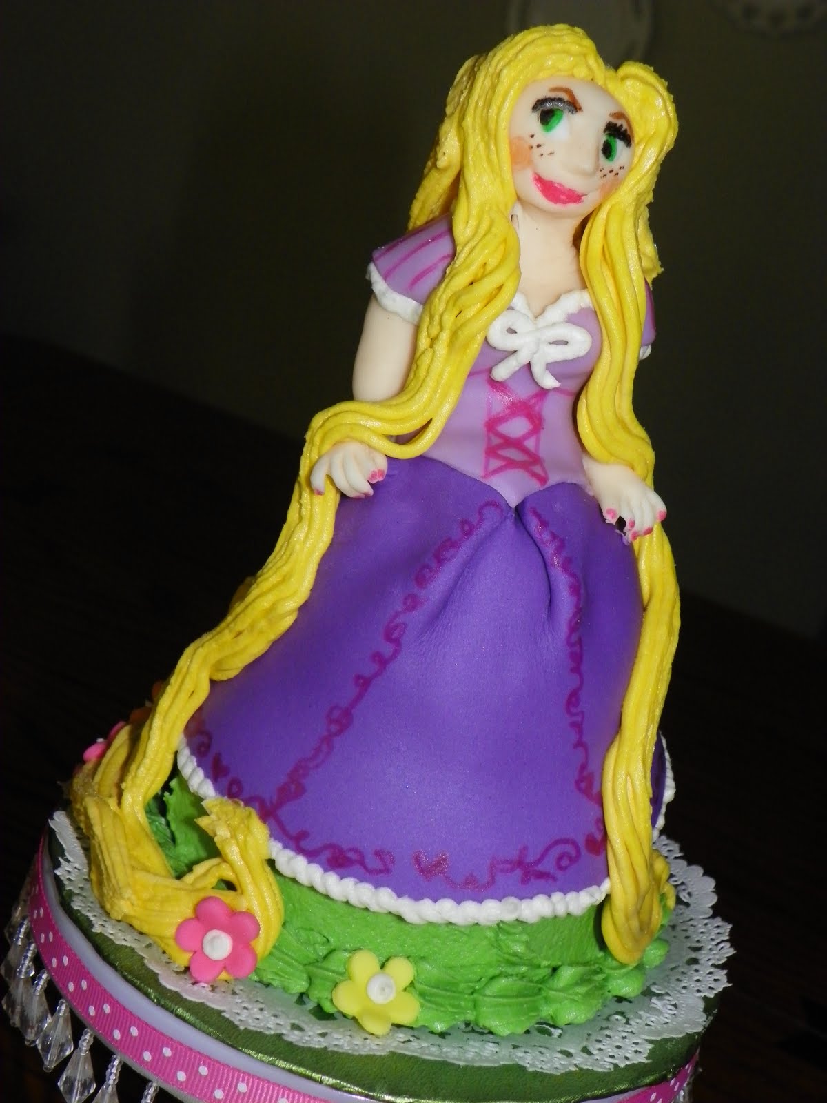 Tangled Rapunzel Birthday Cake