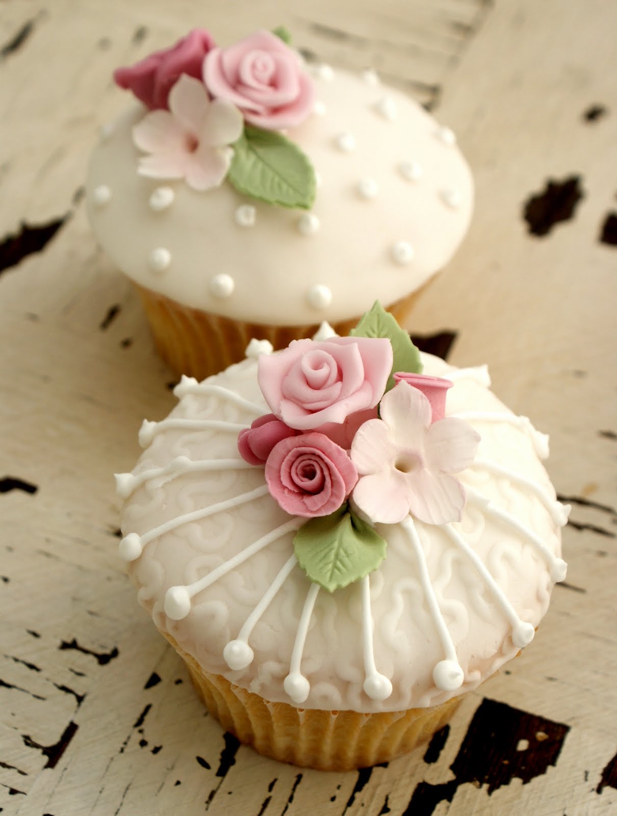 Vintage Rose Cupcakes