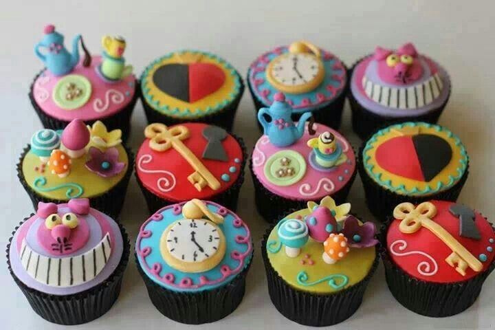 Alice in Wonderland Cupcake Ideas