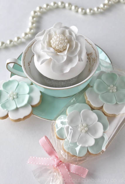 Mint Green Wedding Cupcakes