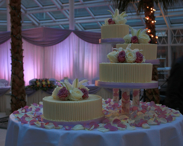 Separate Tier Wedding Cakes