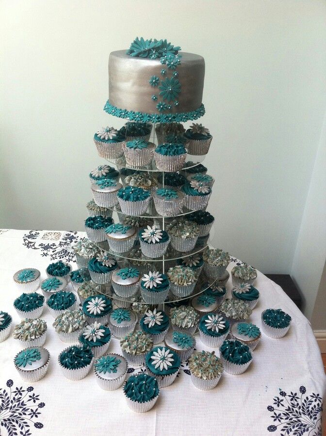 10 Photos of Teal And Silver Wedding Cupcakes