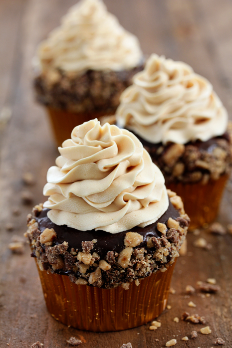 Toffee Crunch Cupcake