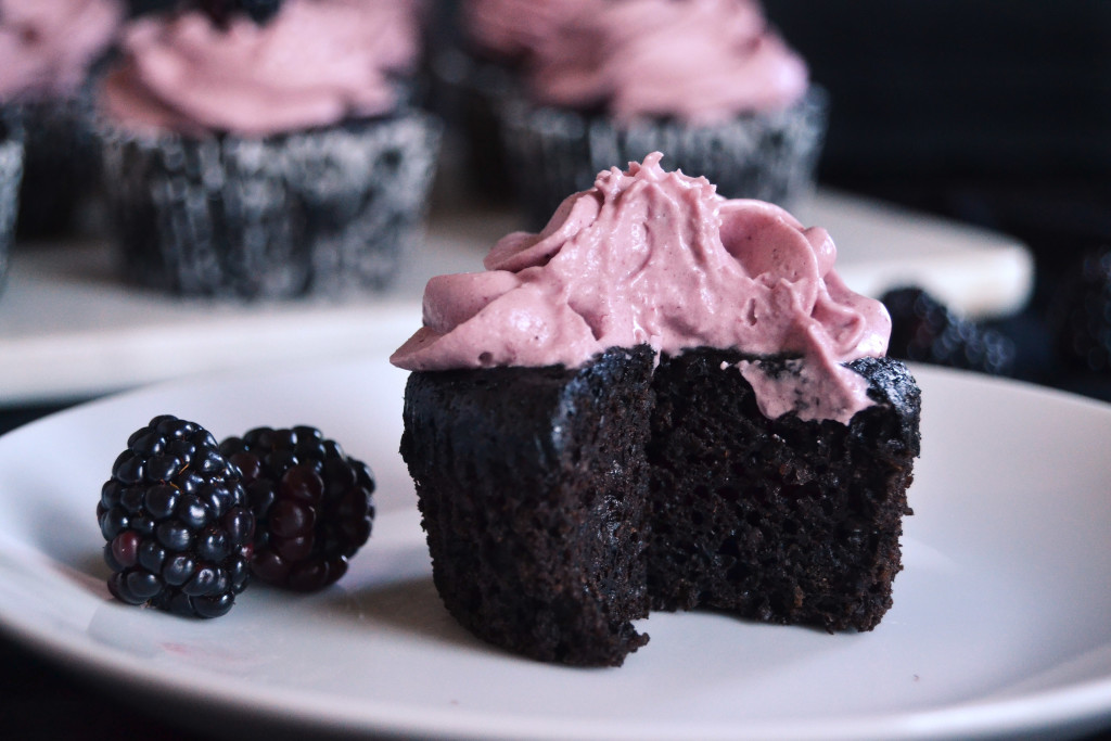 Chocolate BlackBerry Cupcakes