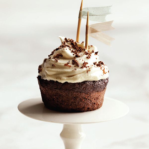 Chocolate Cupcakes with Marshmallow Frosting