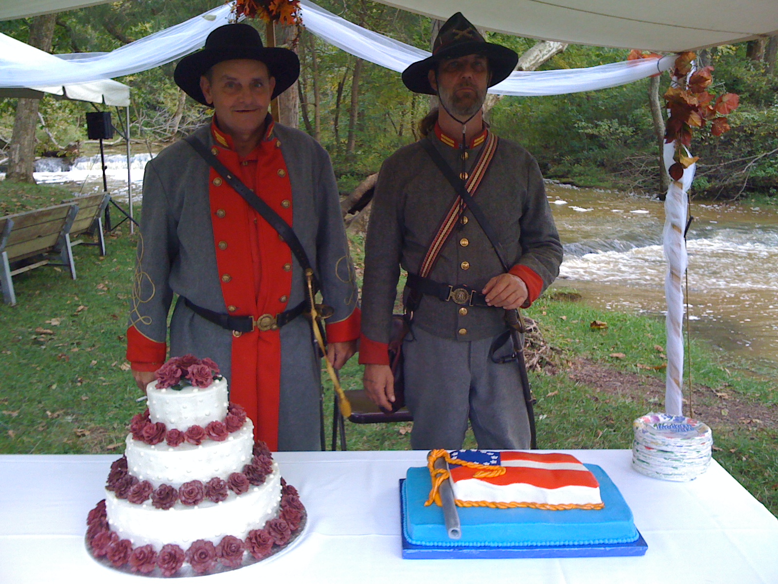 Civil War Themed Wedding Cakes