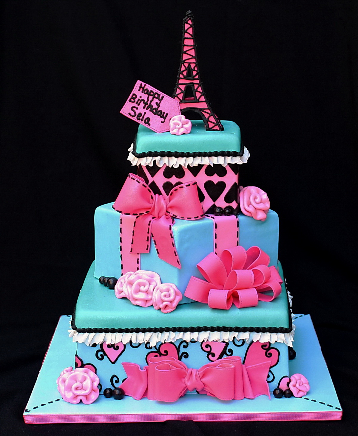 Eiffel Tower Cake